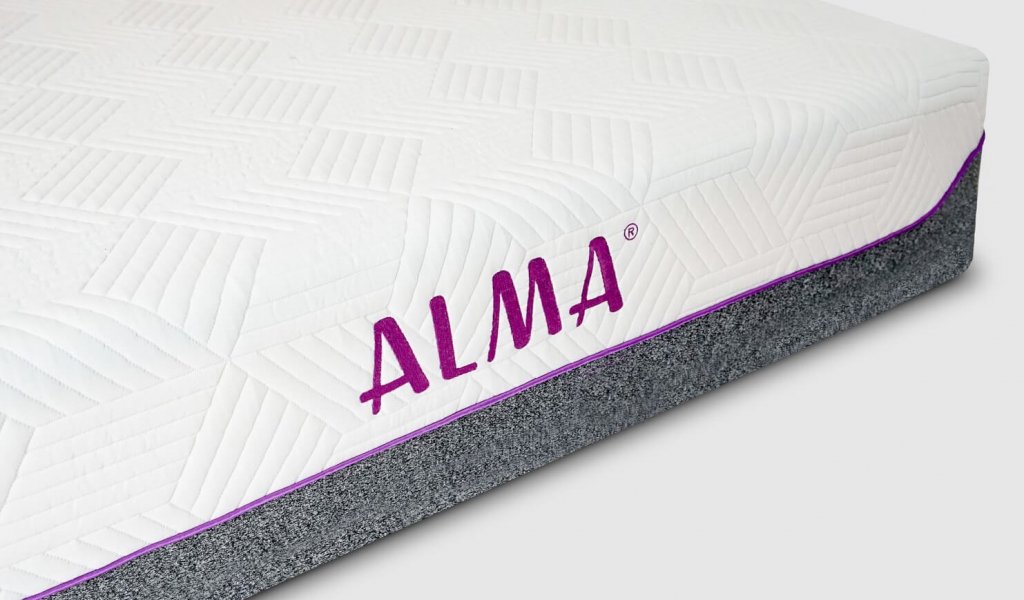 Alma mattresses contain pocket springs and cool gel-infused memory foam.