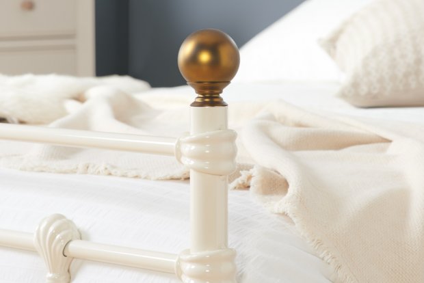 ATLA_Atlas Bed Cream_RS_FE3