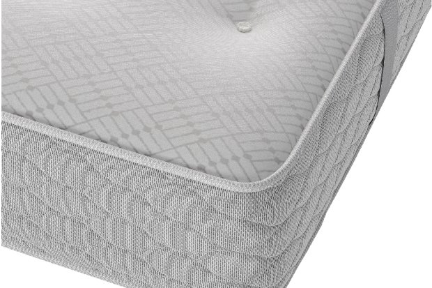 Steeple mattress corner Steeple mattress corner