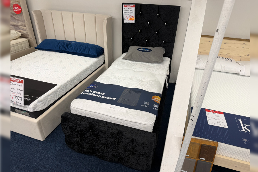 [CLEARANCE] Bedframe with Diamonte Headboard(90cm Single)