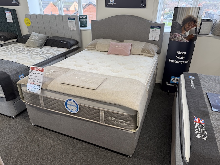 [CLEARANCE] Sealy Exquisite Indulgence Drawer Divan Package Deal (150cm Kingsize)