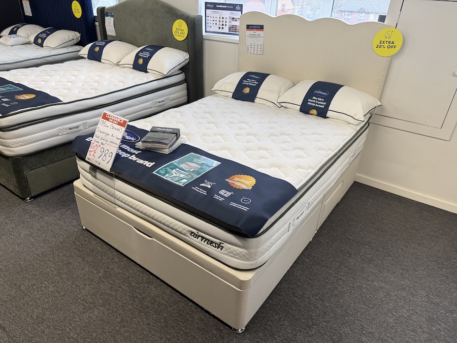 [CLEARANCE] Silentnight Air Support Ottoman Divan Package Deal (135cm Double)