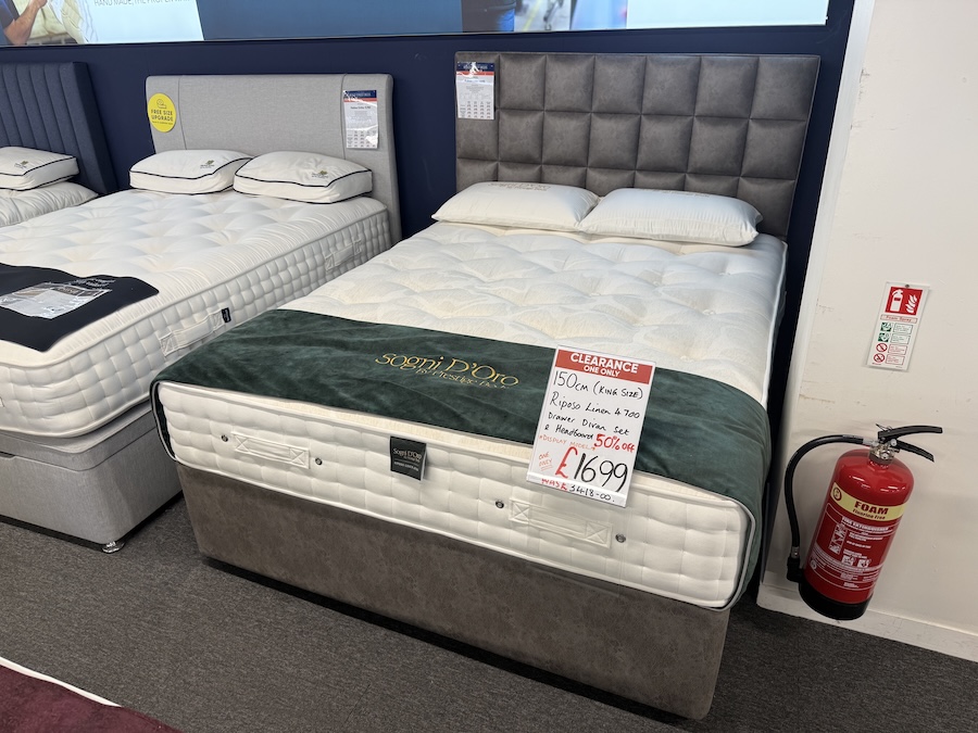 [CLEARANCE] Riposo Linen 4700 Drawer Divan Package Deal (150cm Kingsize)